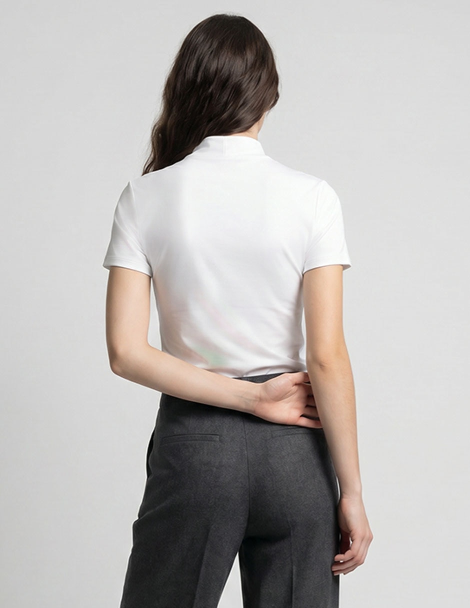 Playera manga corta cuello alto mujer 3