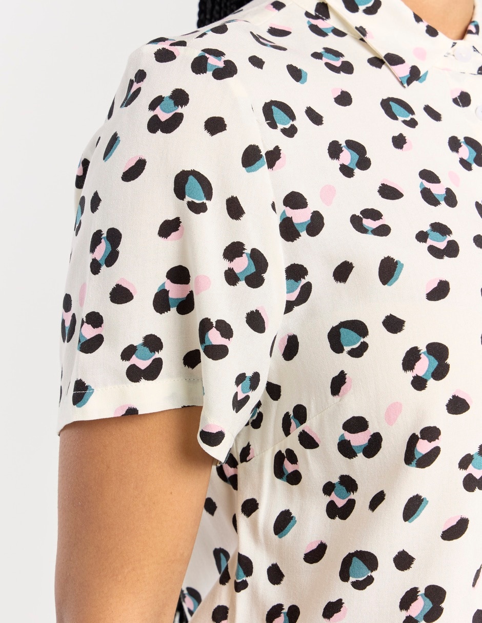 Blusa manga corta para mujer 11