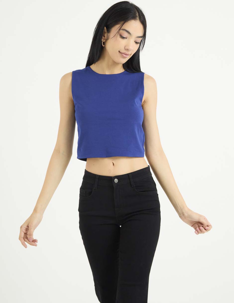 Top cuello redondo escote regular Top cuello redondo escote regular