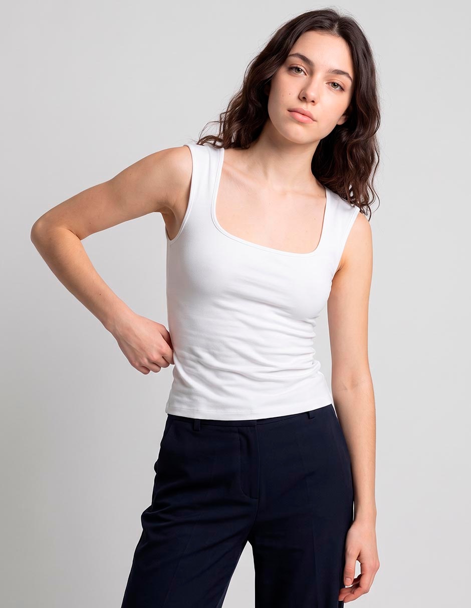 Top cuello cuadrado escote cuadrado tirante ancho Top cuello cuadrado escote cuadrado tirante ancho