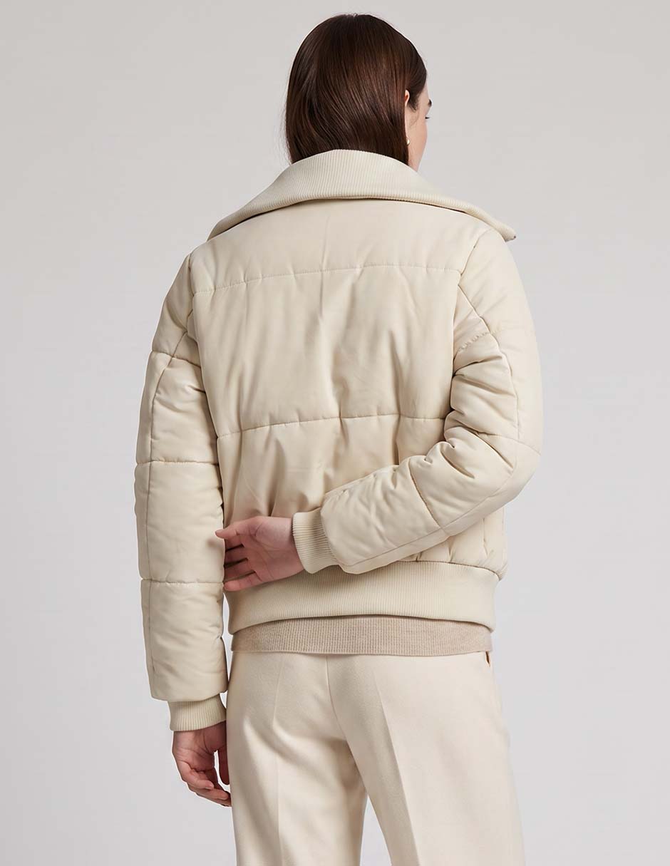 Chamarra impermeable para mujer 3
