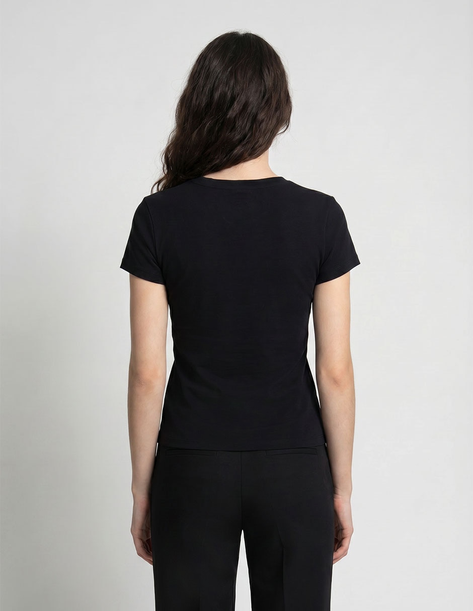Playera manga corta cuello v para mujer 2