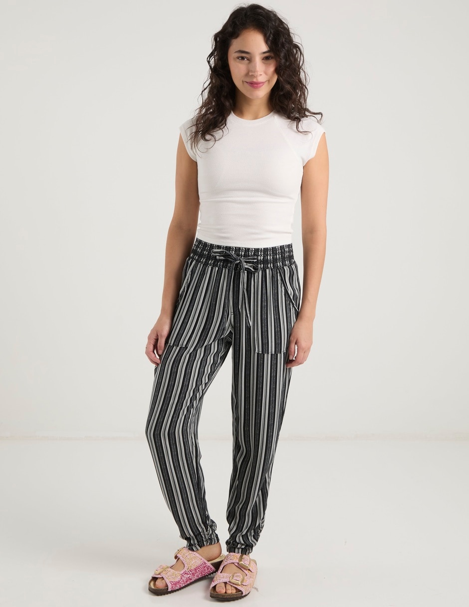 Playera cuello redondo para mujer 4