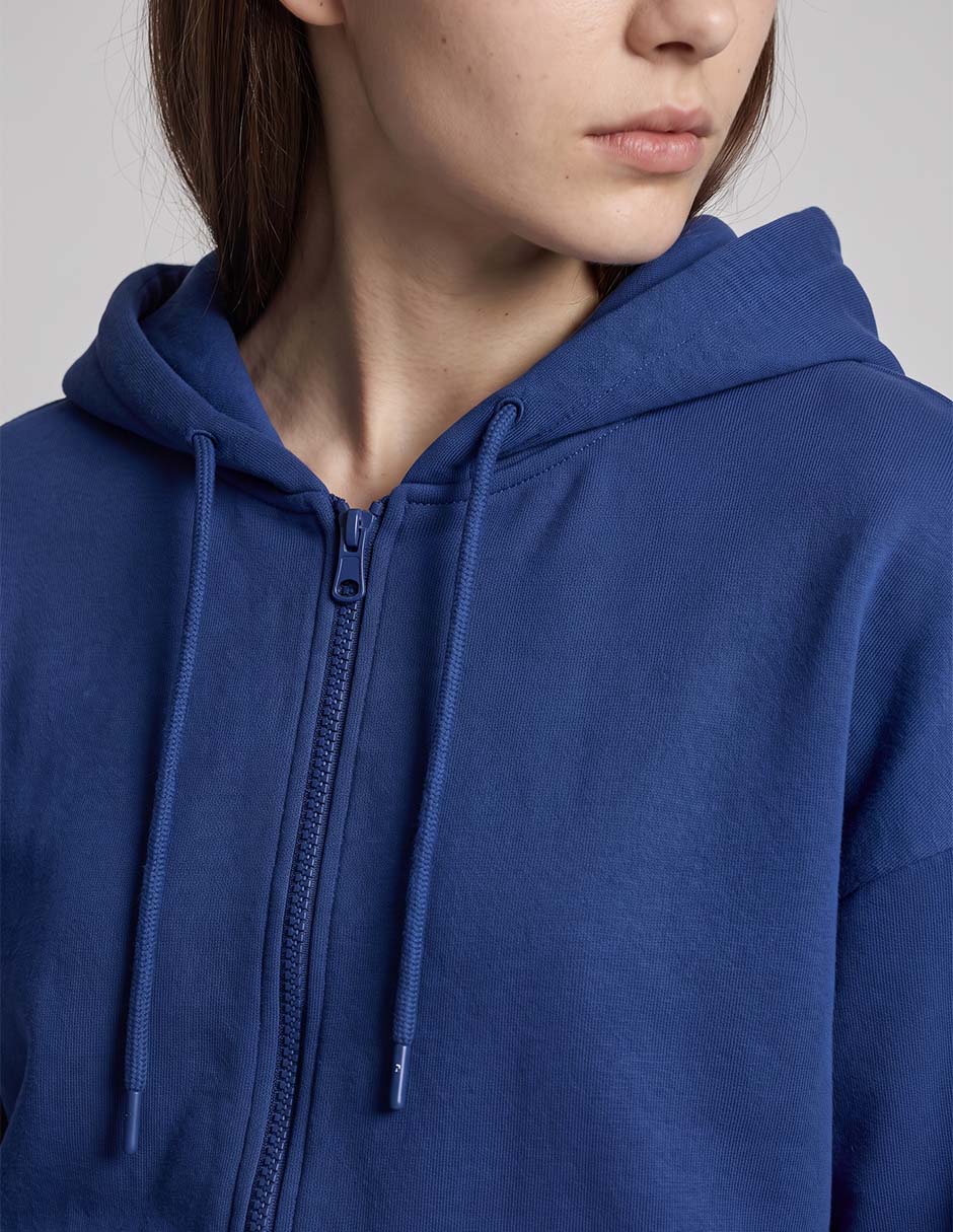 Sudadera con capucha y bolsa para mujer 3