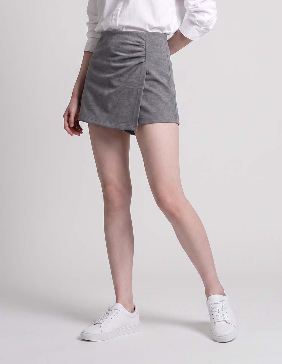 Falda short a la cintura Falda short a la cintura