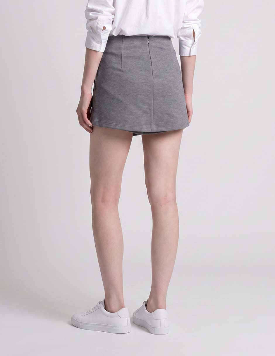 Falda short a la cintura 3
