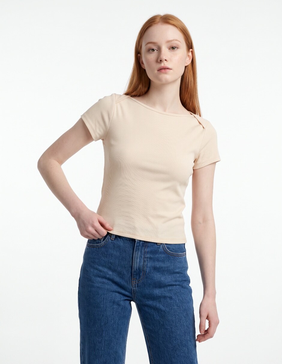 Playera manga corta cuello redondo para mujer