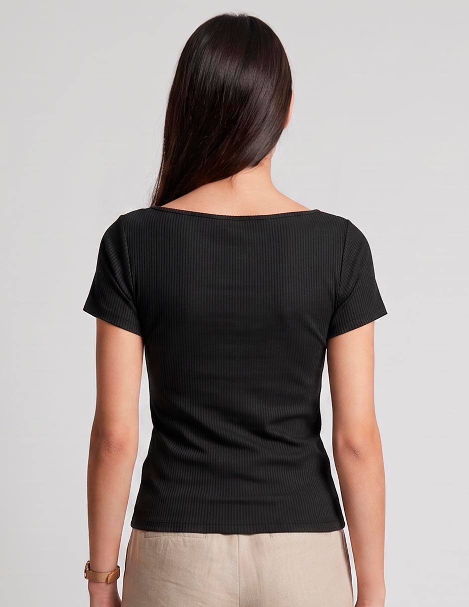 Playera manga corta cuello redondo para mujer 6