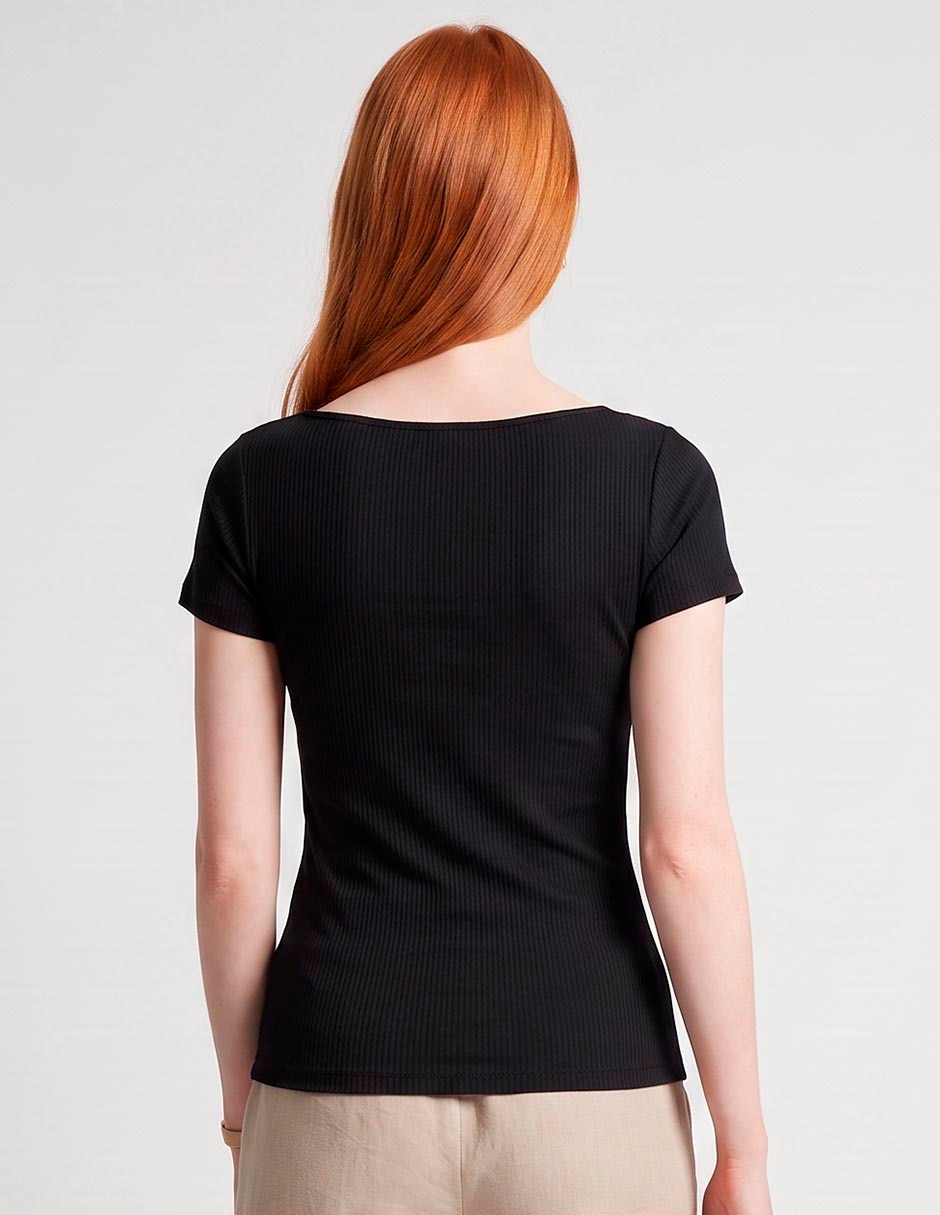 Playera manga corta cuello redondo para mujer 4