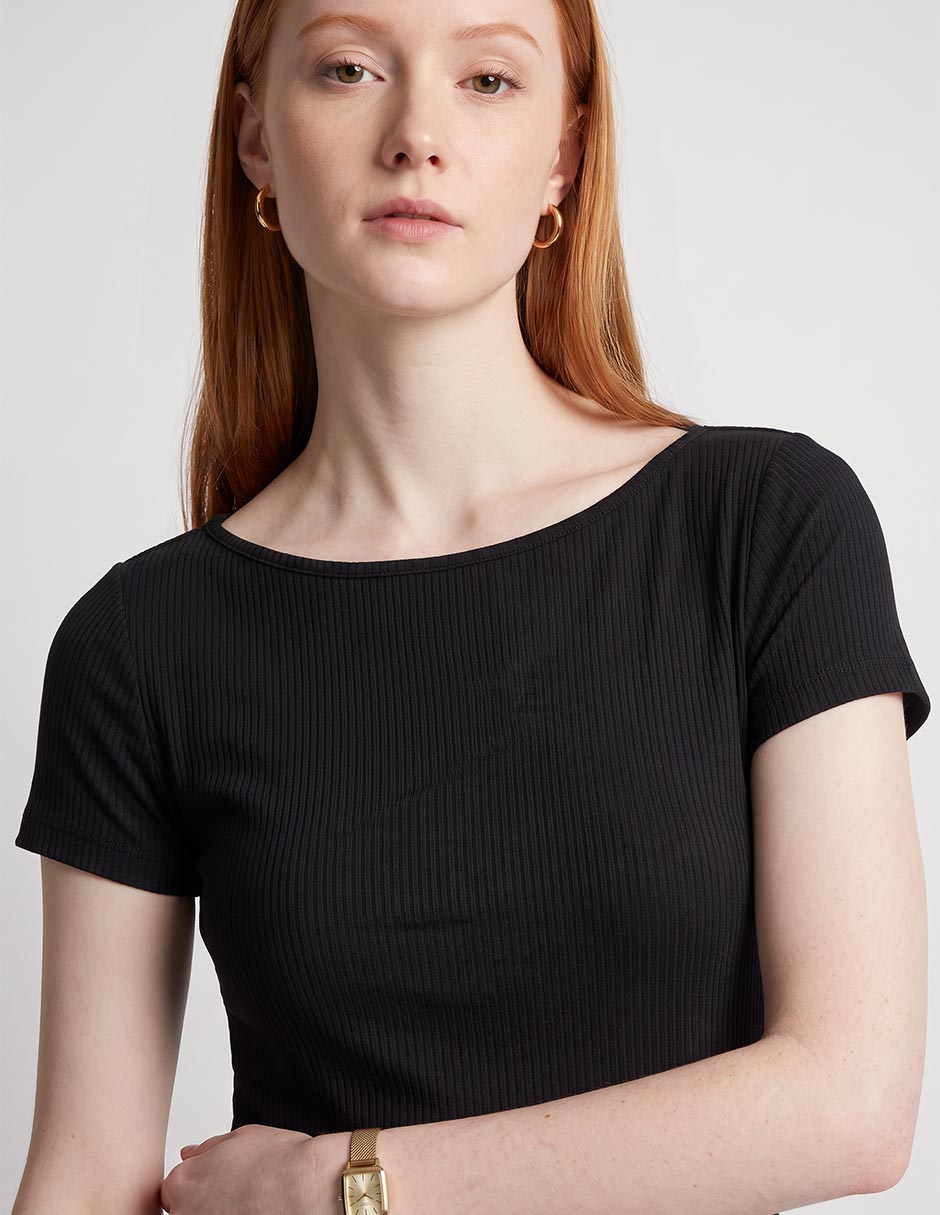Playera manga corta cuello redondo para mujer 5
