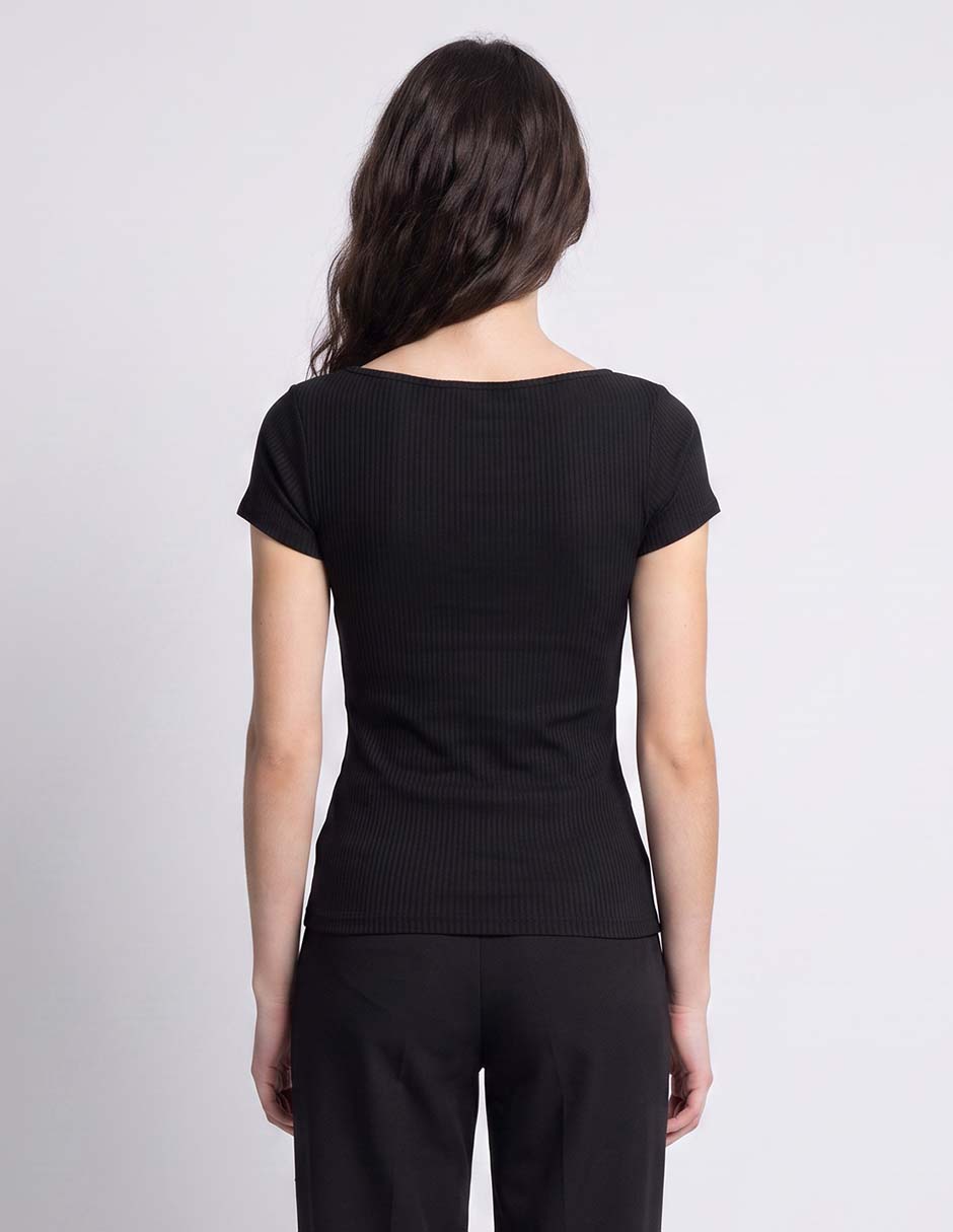 Playera manga corta cuello redondo para mujer 2