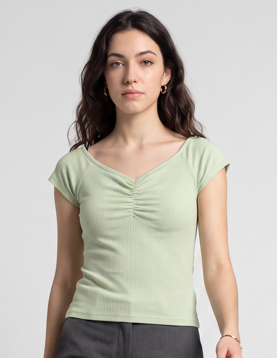 Playera manga corta cuello v para mujer Playera manga corta cuello v para mujer